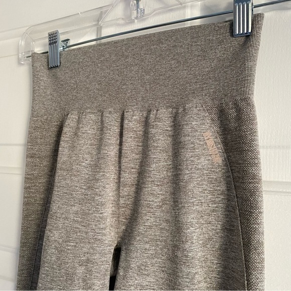 Gymshark‎ Vital Seamless Workout Leggings Gray Pink Logo Womens Size XS - Picture 5 of 5